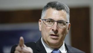 جدعون ساعر وزير الخارجية الإسرائيلي