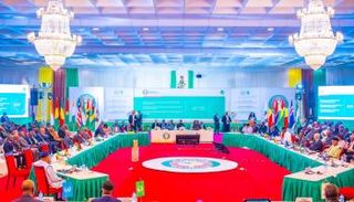 قمة سابقة للإيكواس