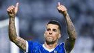 بعد 5 سنوات.. جوزيه مورينيو يعيد محاولة ضم كانسيلو