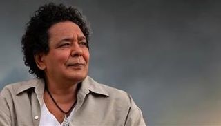 الفنان المصري محمد منير