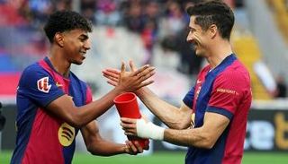 لامين يامال وروبرت ليفاندوفسكي