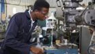 مفاجأة كبرى.. 10 دول أفريقية تتحكم بـ80% من ثروة القارة الصناعية