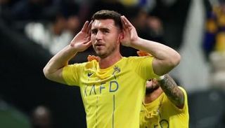 إيميريك لابورت مدافع النصر