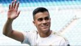لم يلعب مطلقا.. رحيل لاعب ريال مدريد «المنسي» بعد 5 سنوات