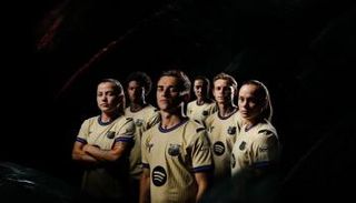 قميص نادي برشلونة