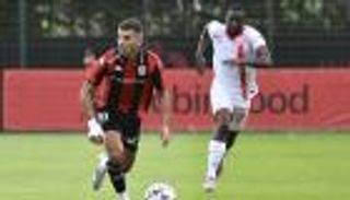 الجزائري بوعناني ملكاً في الدوري الفرنسي.. كيف ذلك؟