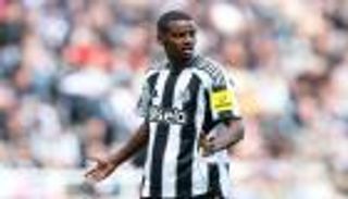 بطل أوروبا.. نيوكاسل يحدد بديلاً جديداً لألكسندر إيزاك