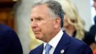 ترامب يحذر من عقوبات جديدة ضد روسيا.. وويتكوف في موسكو قريبا