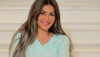 الفنانة منة فضالي