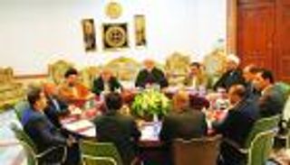 السوداني يعيد تموضعه بين مشروعَيْن متصادمين.. هل يتحالف مع الصدر؟