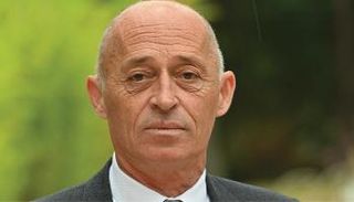برنار جوليان