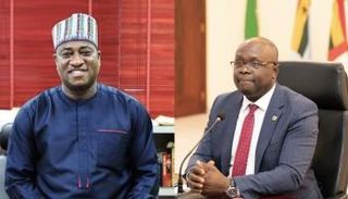 وزيرا البيئة إبراهيم مورتالا محمد والدفاع إدوارد أومان بواما