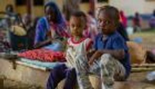 اليونيسف تحذّر.. تخفيضات التمويل تدفع أطفال السودان نحو كارثة