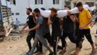 27 قتيلا بغزة.. خطط السلام والحرب تتصارع والموت يحصد العشرات يوميا