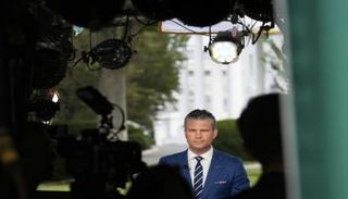 وزير الدفاع الأمريكي بيت هيغسِيث 