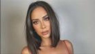 شاهد بسنت شوقي في حمام الثلج.. هل يؤثر على حملها ؟