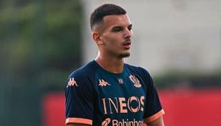 بوعناني نجم نيس الفرنسي