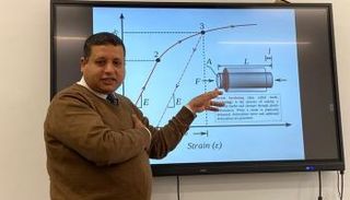 أستاذ الترميم المعماري في جامعة القاهرة سيد حميدة