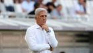 بيتكوفيتش يكشف موقفه من الثلاثي الجزائري