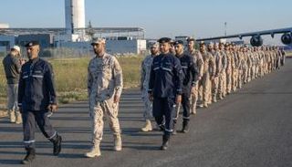 فريق الإطفاء الإماراتي