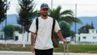 أبرزها لبيتكوفيتش.. قندوسي يبعث برسائل قوية من لوغانو