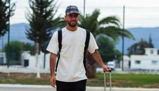 قندوسي لاعب لوغانو السويسري