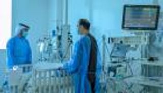 بفضل تبرع عائلي.. الطفل الإماراتي «أحمد» ينجو من مرض كبدي نادر