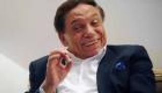 كلماته غيرتني.. هشام ماجد يكشف سر مكالمة عادل إمام المفاجئة