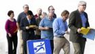 مفاجأة في سوق العمل الأمريكي.. إعانات البطالة عند أدنى مستوى منذ الجائحة