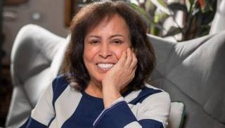 الفنانة حياة الفهد 