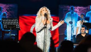 الفنانة التونسية صوفيا صادق