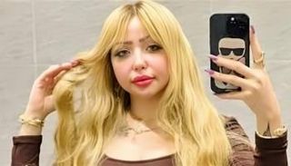 الراقصة بوسي الأسد