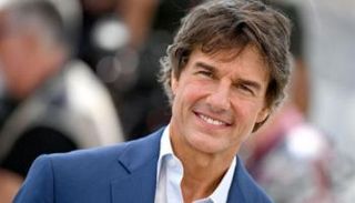 النجم العالمي توم كروز