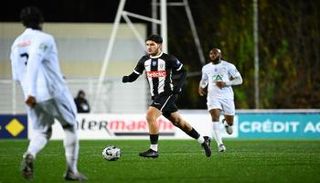 الموهبة الجزائرية أمين موساوي