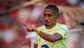 رافينيا نجم برشلونة