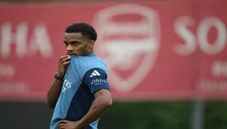 يوريان تيمبر لاعب أرسنال