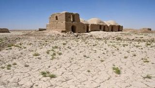 الظواهر المائية القصوى ما بين الجفاف والفيضانات تدفع الأفغان إلى النزوح