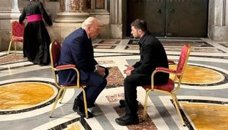 ترامب وزيلينسكي في لقاء سابق