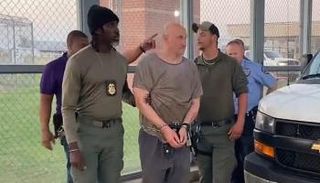 تفاصيل هروب غرانت هاردين