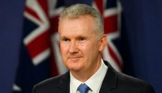 وزير الداخلية الأسترالي توني بورك