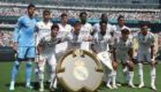 قبل بداية مشوار الليغا.. «سقطة منزلية» تقلق جمهور ريال مدريد (فيديو)