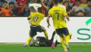 الطرد المتكرر.. «نحس» يلاحق النصر في كأس السوبر السعودي (فيديو)