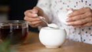 تجربة مذهلة.. ماذا يحدث لملامحك عند الامتناع عن السكر 14 يوما؟