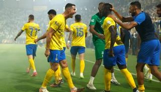 النصر والأهلي يلتقيان في نهائي السوبر السعودي