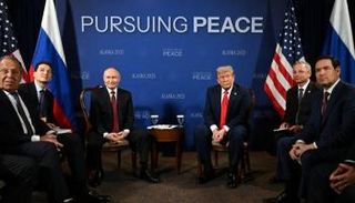 ترامب وبوتين خلال قمة ألاسكا