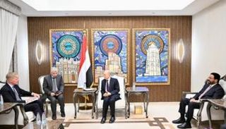 جانب من لقاء العليمي وغروندبرغ