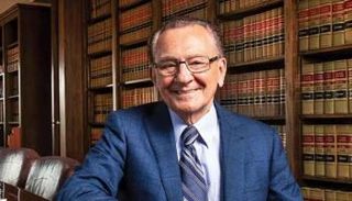 القاضي الأمريكي المعروف فرانك كابريو