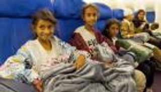 الإمارات تنفذ إخلاء طبيا عاجلا لـ155 من المصابين والمرضى من غزة برفقة ذويهم