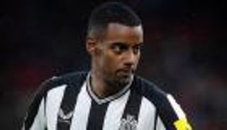 ميركاتو قياسي.. ليفربول يحضر لاستغلال أزمة إيزاك بعرض جديد