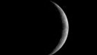 «القمر الأسود» يثير الجدل مجددا.. ظاهرة فلكية نادرة نهاية الأسبوع